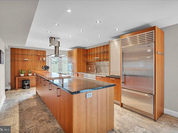 4th image of 29 Harwood Rd