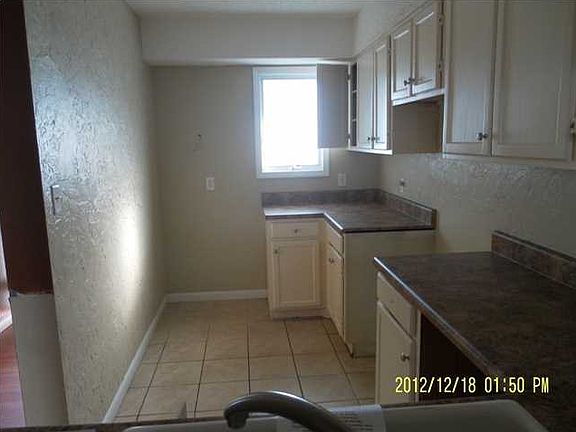3rd image of 734 Legion Dr APT 26