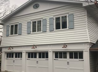 88 Cove Rd, Oyster Bay, NY 11771