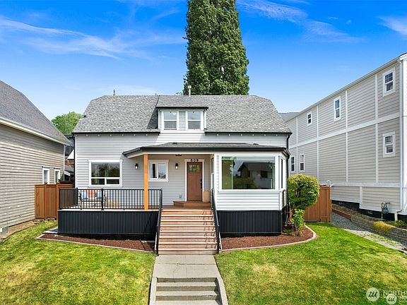 3rd image of 809 12th Street