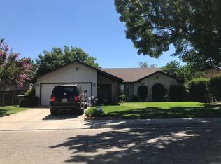 1016 Lyon Ave, Sanger, CA 93657