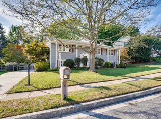 8204 Carrbridge Cir, Towson, MD 21204