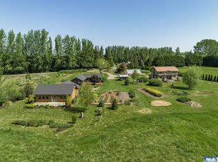 210 Friendly Ln, Sequim, WA 98382