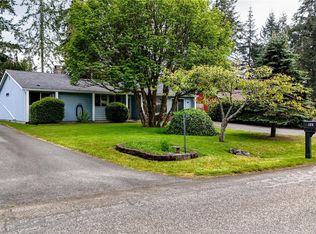 961 Robin Hood Loop, Forks, WA 98331