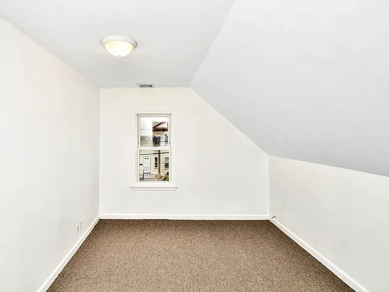 37 Wilbur St #2 — Photo 3