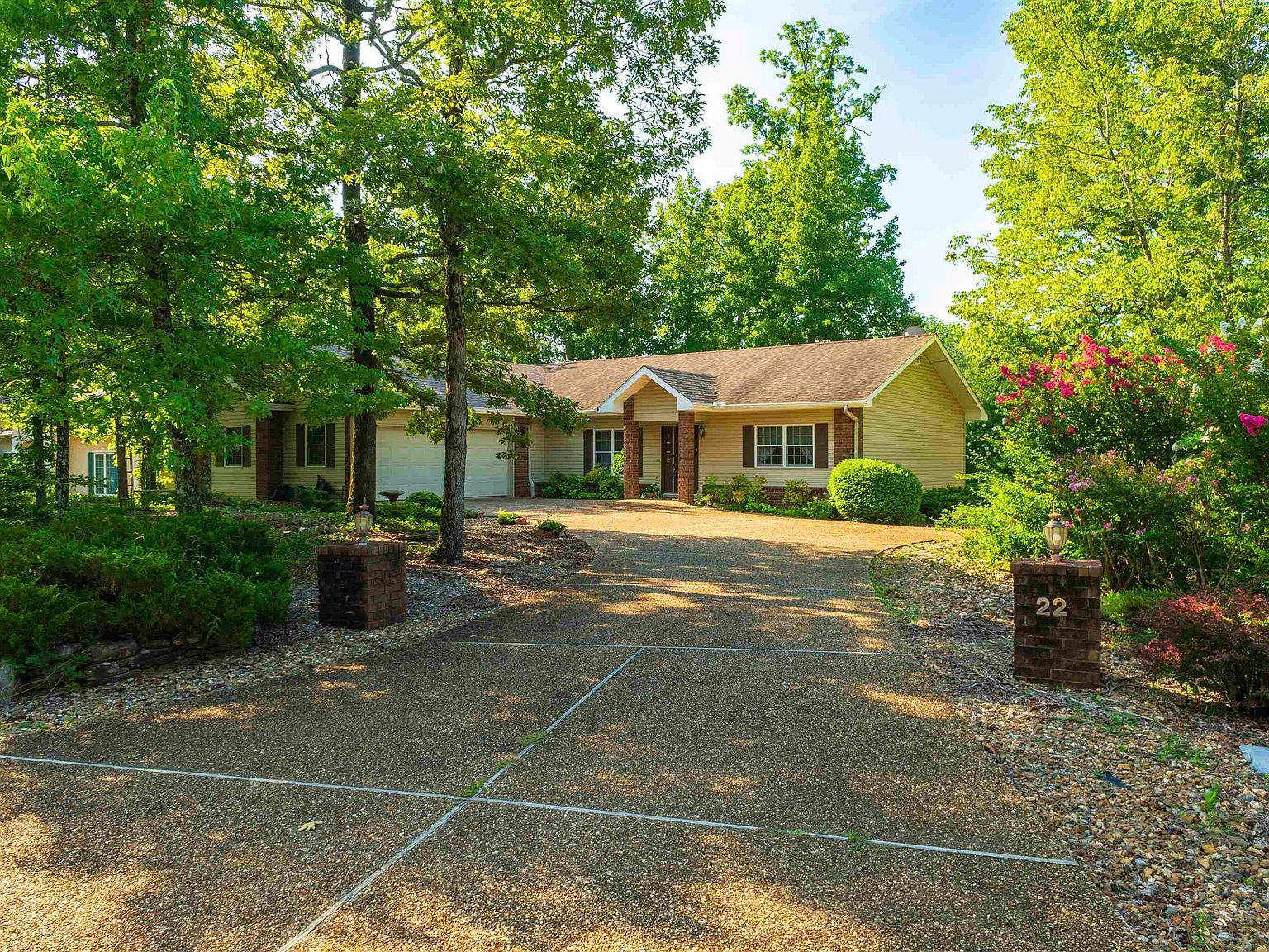 22 Hendaye Way, Hot Springs Village, AR 71909 Zillow