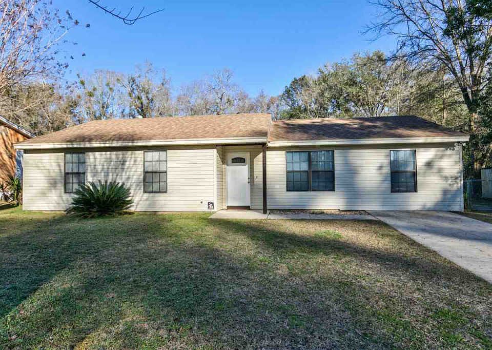 1st image of 8182 Wenonga Ct