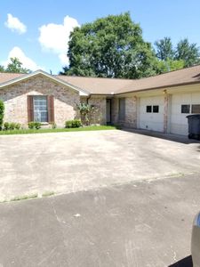 2825 El Camino St, Bay City, TX, 77414