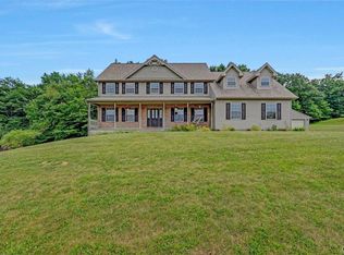 2242 Hill Rd, Effort, PA 18330
