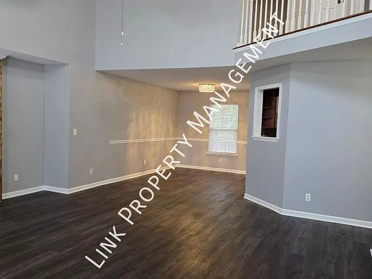 6383 Rim Crest Ln — Photo 3