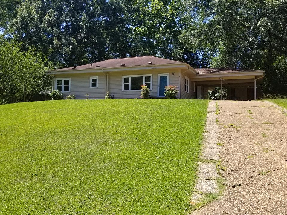 1st image of 16 Elmira Dr