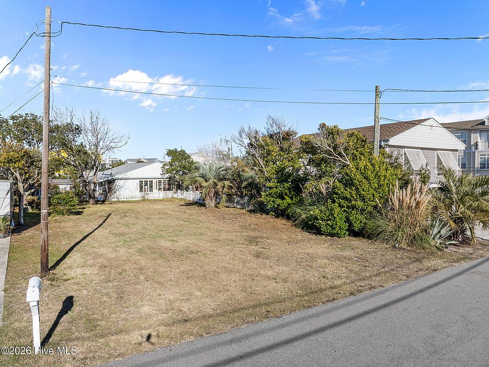 1st image of 304 M Ave Lot 36