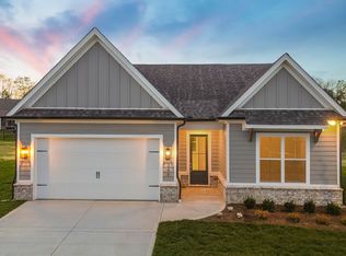 348 Poppy Pl, Lenoir City, TN 37772