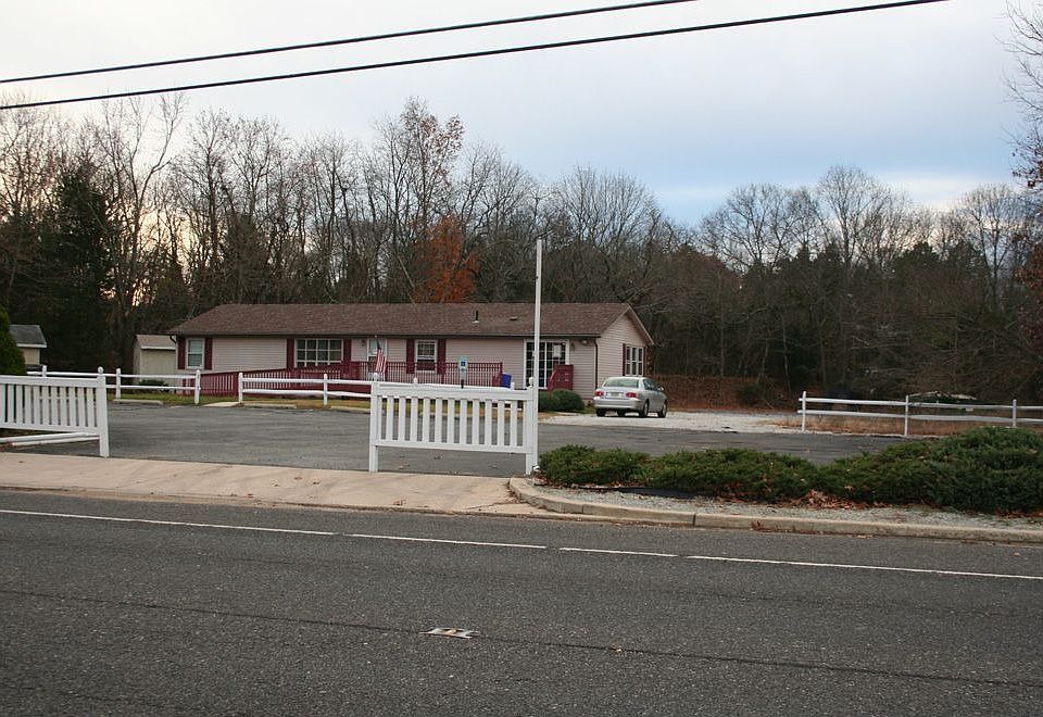 2nd image of 4060 Delsea Dr