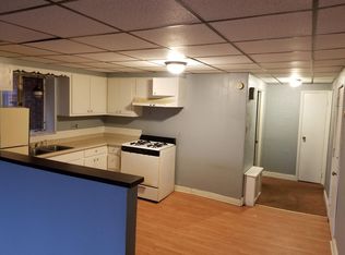 102 3rd St APT 4, Carnegie, PA 15106