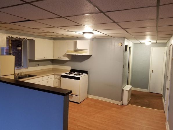 102 3rd St APT 4