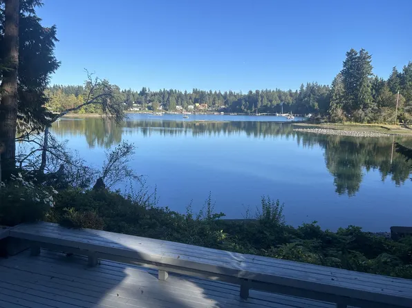 15046 Skogen Ln NE, Bainbridge Island, WA 98110