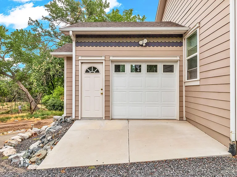 2245 Idella Ct — Photo 6