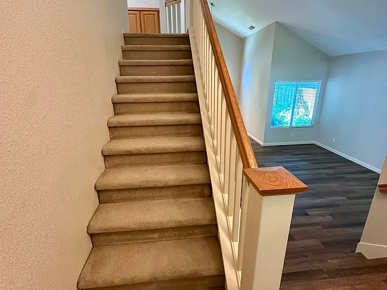 390 Brians Ct — Photo 23