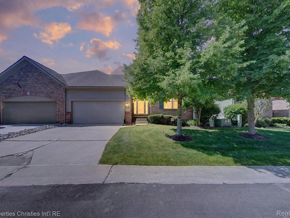 1st image of 237 Winslow Cir