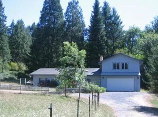 38666 Place Rd, Fall Creek, OR 97438