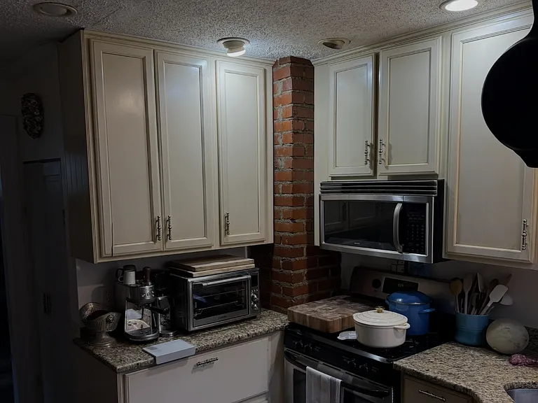 1709 Patton Rd — Photo 5