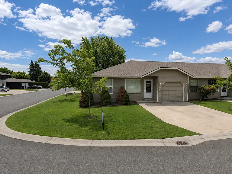 3408C Cascade Loop — Photo 12