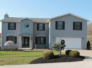 257 Big Elm Rdg, Morehead, KY 40351