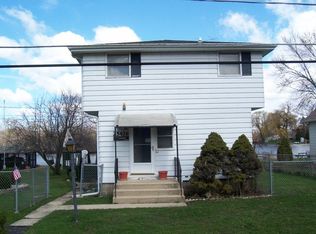 25426 W Highwoods Dr, Antioch, IL
