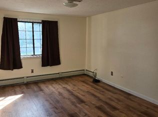 12R English Village Rd #204, Manchester, NH 03102