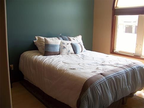 5th image of 22 Venetian Dr