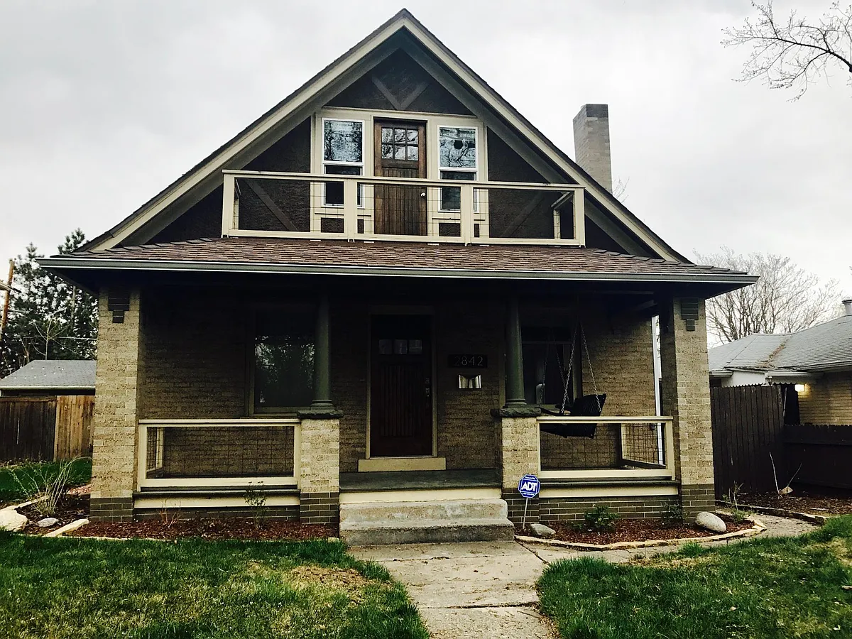 Building Photo - 2842 N Raleigh St