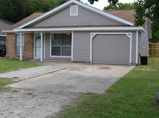 4106 20th St N, Texas City, TX 77590