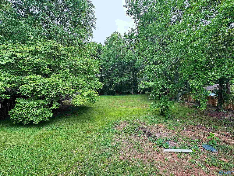 192 Rosecliff Dr — Photo 46
