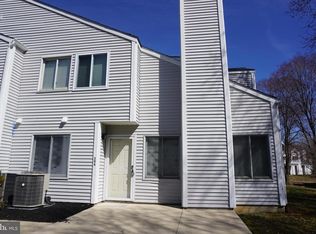 306 Michelle Ct, Newark, DE 19711