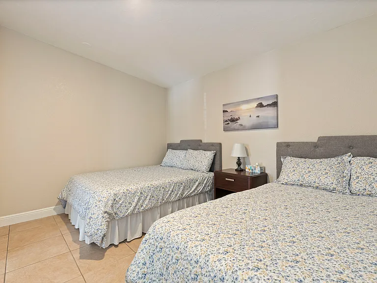 2424 Whippoorwill Cir #2 — Photo 8