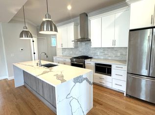 7 Faxon Park Rd #B, Quincy, MA 02169