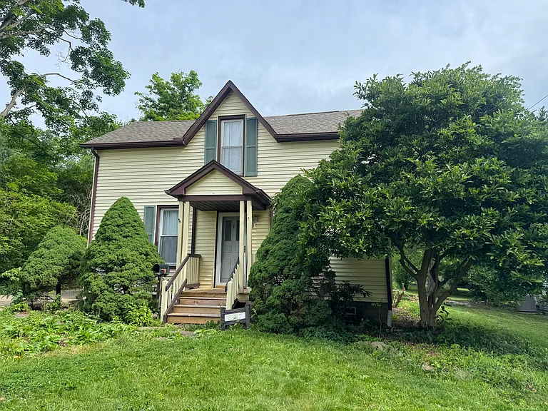 6917 Daisy Ave — Photo 1