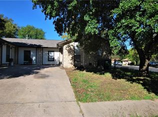 2100 Lamplight Village Cir #A, Austin, TX 78727