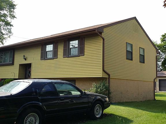 4th image of 9037 Harvey Ave