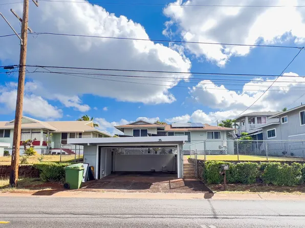 738 Hoomaemae St, Pearl City, HI 96782