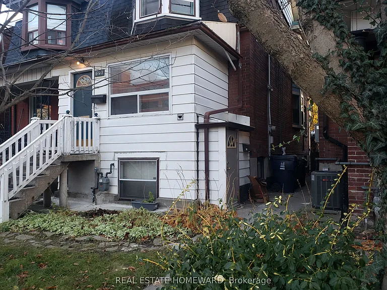 697 Dupont St #3 — Photo 1