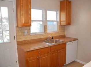 1324 S Hollywood St, Philadelphia, PA 19146