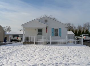 868 Saul Dr, Hubbard, OH 44425