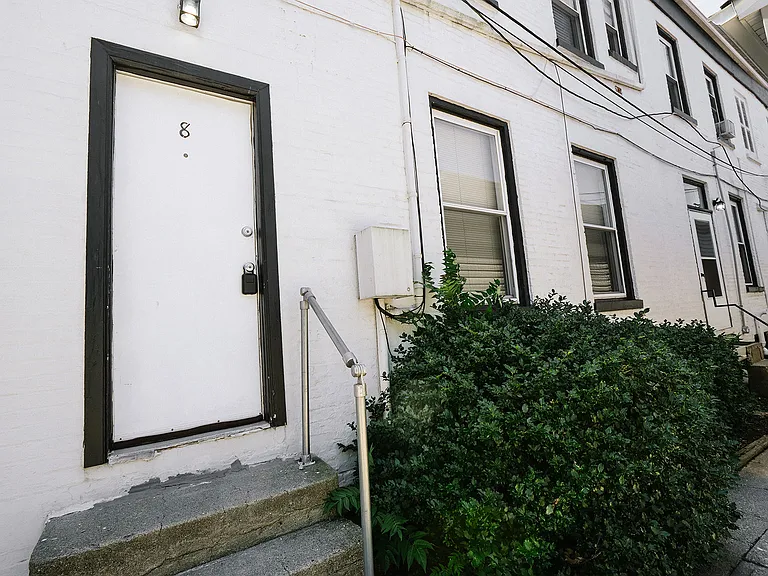 9230 Reading Rd #8 — Photo 1
