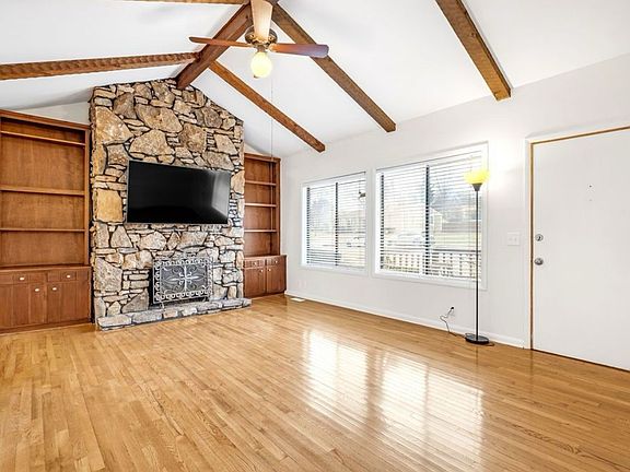 Exposed beams in living area