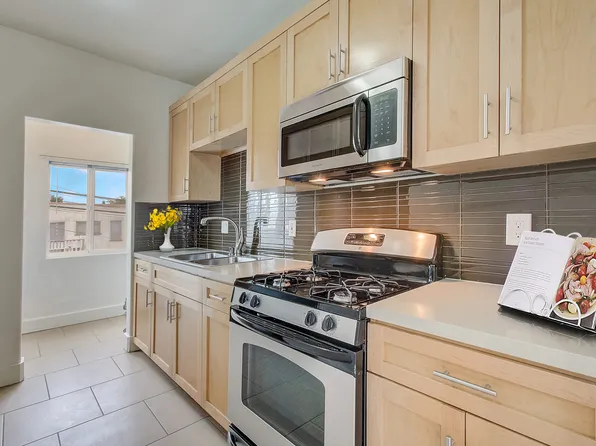 Barton Apartments, 5918 Barton Ave #75, Los Angeles, CA 90038