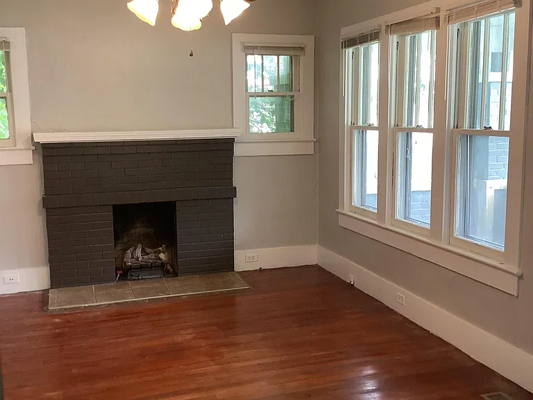 2404 Whitesburg Dr SW — Photo 9