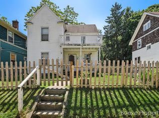 824 Alexander St SE, Grand Rapids, MI