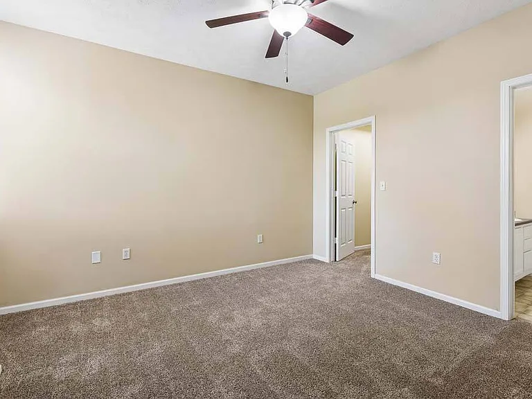 Ridge Pointe Villas — Photo 82
